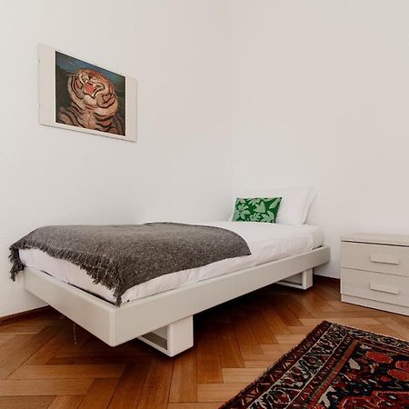 Giuka Apartment By Quokka 360 - Close To The Station Massagno Kültér fotó
